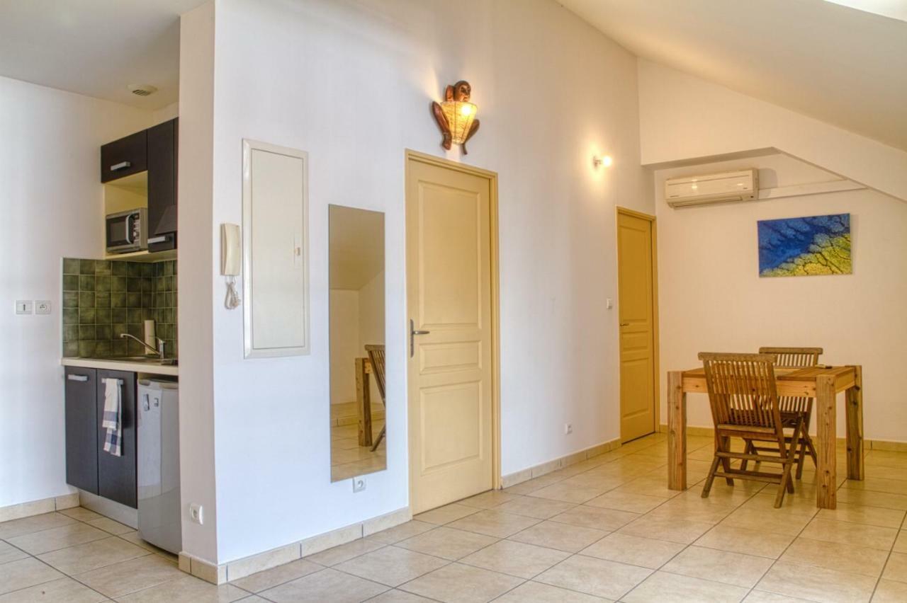 Bakkasab St Gilles Apartment แซ็งต์-จีลส์-เลส์-แบ็งส์ ภายนอก รูปภาพ