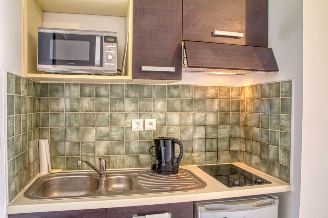 Bakkasab St Gilles Apartment แซ็งต์-จีลส์-เลส์-แบ็งส์ ภายนอก รูปภาพ